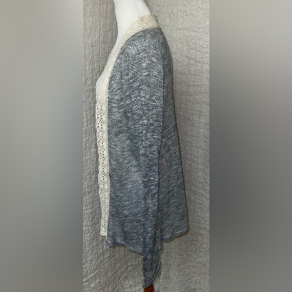 GRAY Sweatwr Cardigan With Cream Lace Women Size Medium - Picture 2 of 4